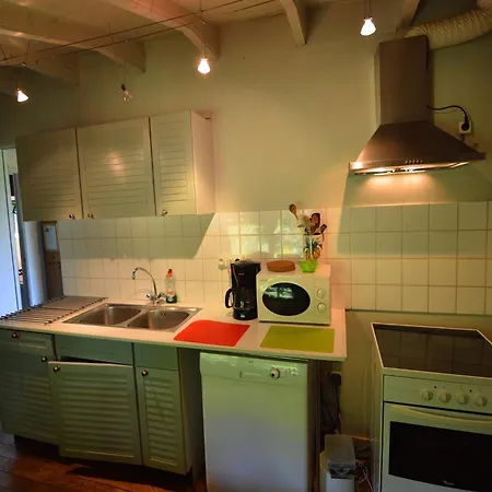 Modern With A View * Humain