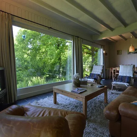 Modern With A View シャレー